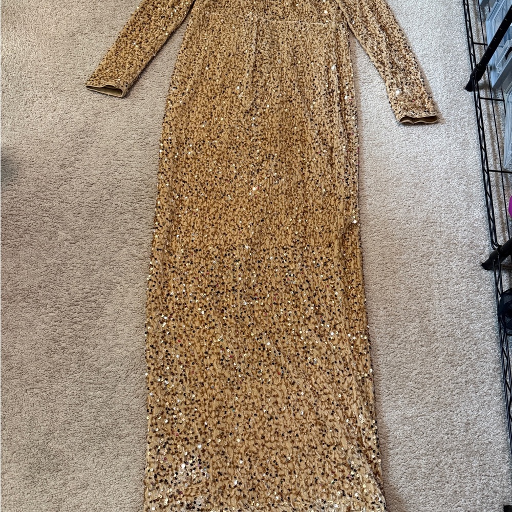 Glamorous Long Sleeve Gold Sequin Dress